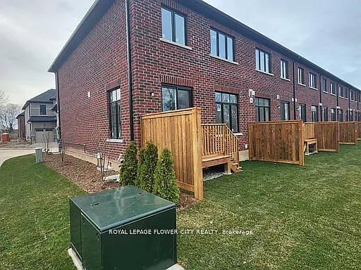 7432 Baycrest Cmn — Photo 23