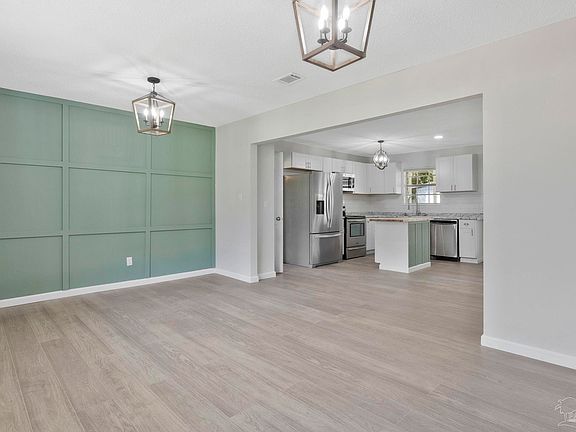 2nd image of 5417 Chipper Ln
