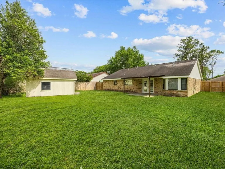 9238 Rockhurst Dr — Photo 7