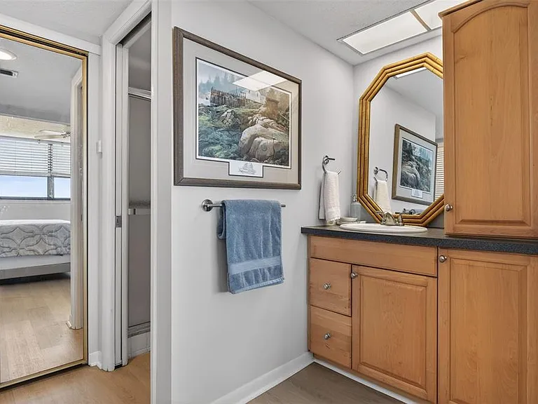 300 Woodette Dr #404B — Photo 27