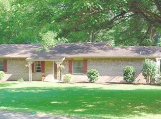 110 W Elm Creek Dr, Longview, TX 75605