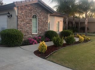 10011 Pavilion Dr, Bakersfield, CA 93312