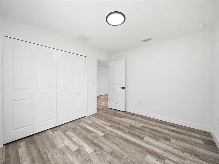 17180 Drayton Ln — Photo 20