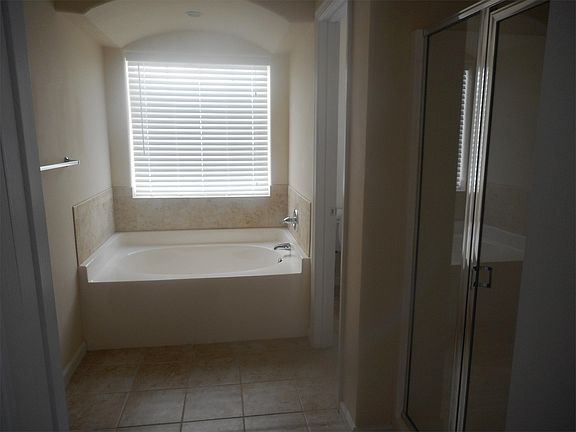 5th image of 5509 Curtis Breathwaite Ln