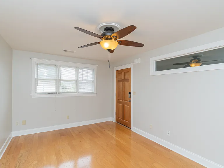 1511 Jefferson St #B — Photo 18