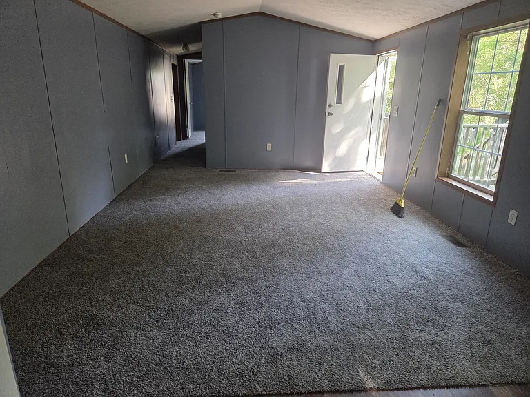 14 Mobile Ln — Photo 7
