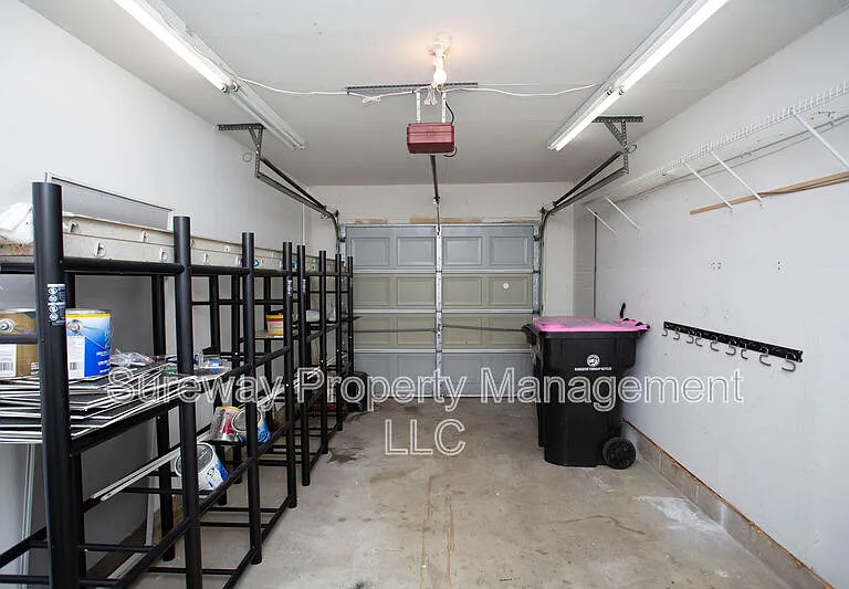 605 Doral Dr — Photo 39