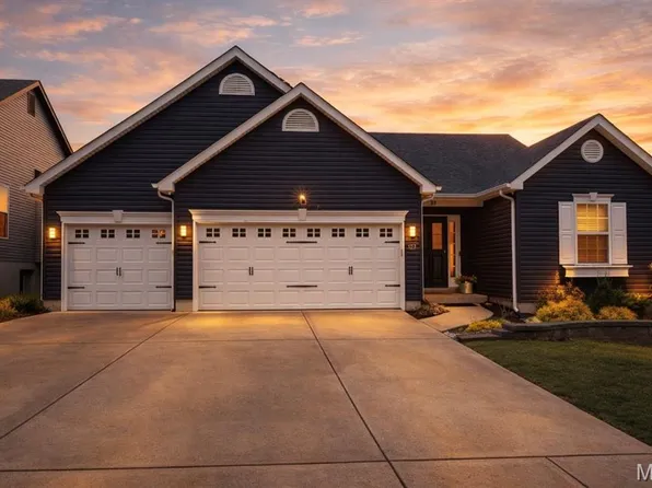 523 Amber Way Ct, Imperial, MO 63052