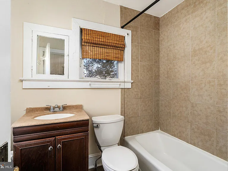 75 Patton Ave #1 — Photo 11