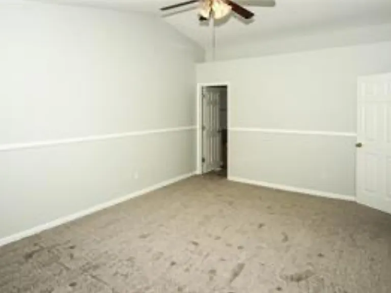 6271 Kelsey Dr — Photo 16