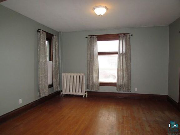 3rd image of 1609 1/2 Hammond Ave
