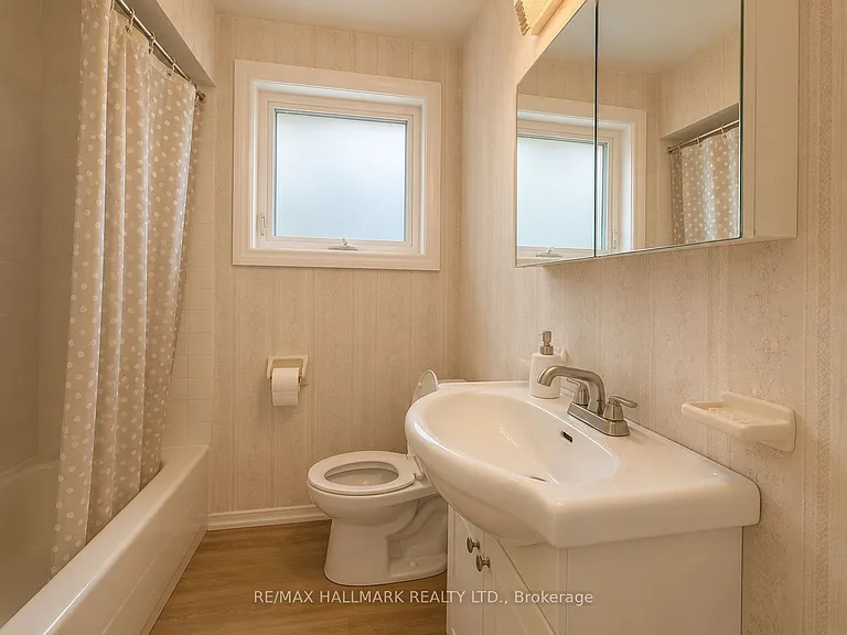33 Sumner Heights Dr #MAIN — Photo 17