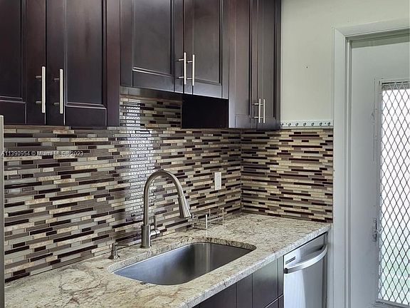 4th image of 201 S Golf Blvd APT 1005