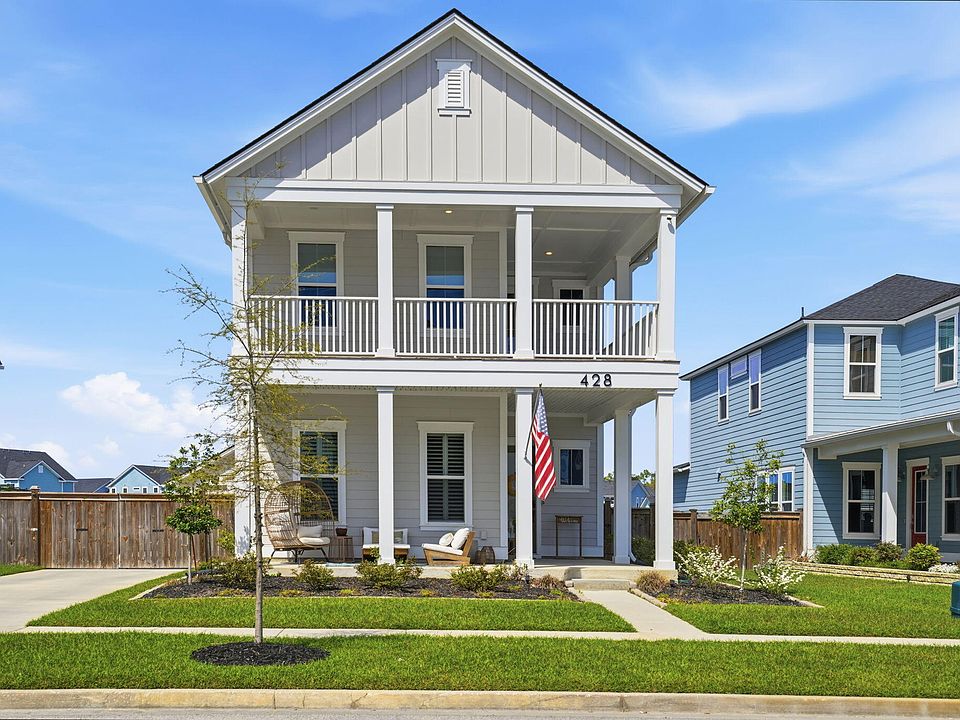1st image of 428 Woodgate Way