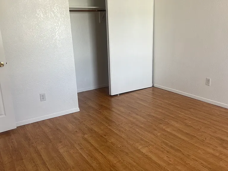 1410 N 15th St #2 — Photo 6