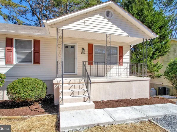 904 Guadaloupe Trl, Lusby, MD 20657