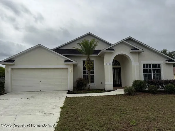 5165 Greystone Dr, Spring Hill, FL 34609