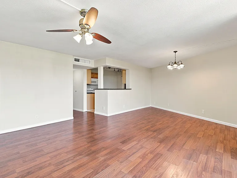 1301 River Reach Dr #514 — Photo 23