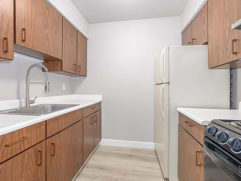 1105 Rock Ave — Photo 15