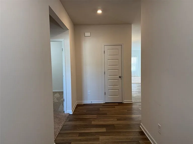 4 Bennett Way — Photo 5