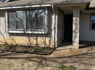 1125 Highpoint Rd, Bedford, TX 76022