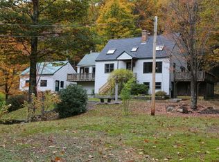 8 Lafrance Rd, Weare, NH 03281