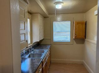 2205 W 106th St, Cleveland, OH 44102