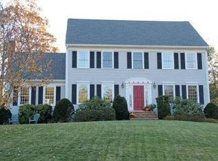 21 Hansom Dr, Merrimac, MA 01860