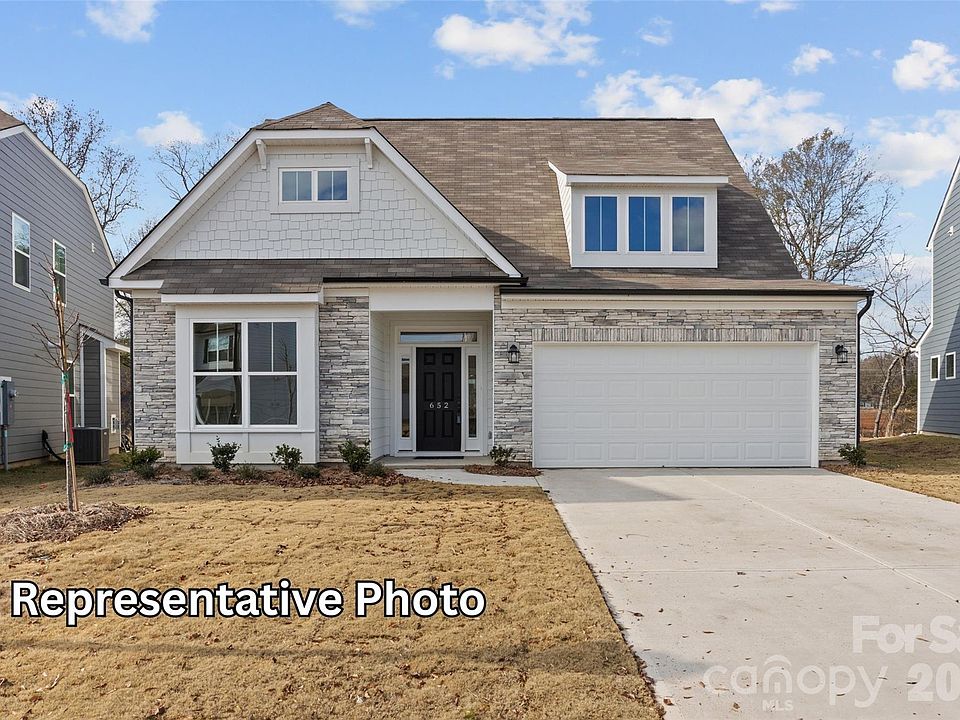 1st image of 5929 New River Dr