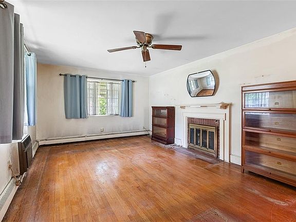 5th image of 46 Somerset Ave E