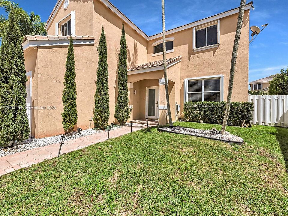 1st image of 1042 Thistle Creek Ct