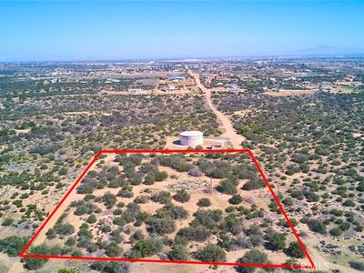 5473 El Cajoncito, Oak Hills, CA, 92344