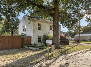 113 W 6th St, Haven, KS 67543