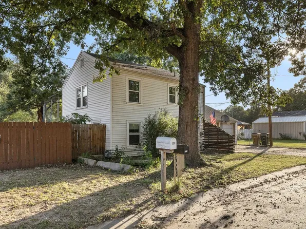 113 W 6th St, Haven, KS 67543
