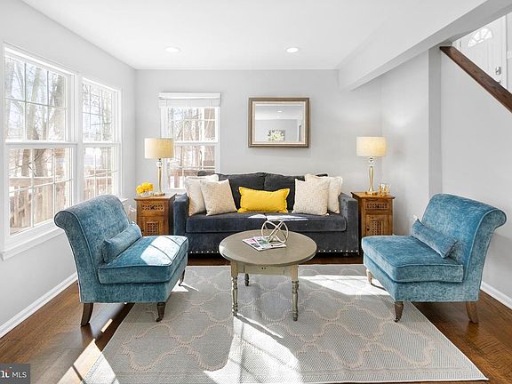 4th image of 6815 Whistling Swan Way