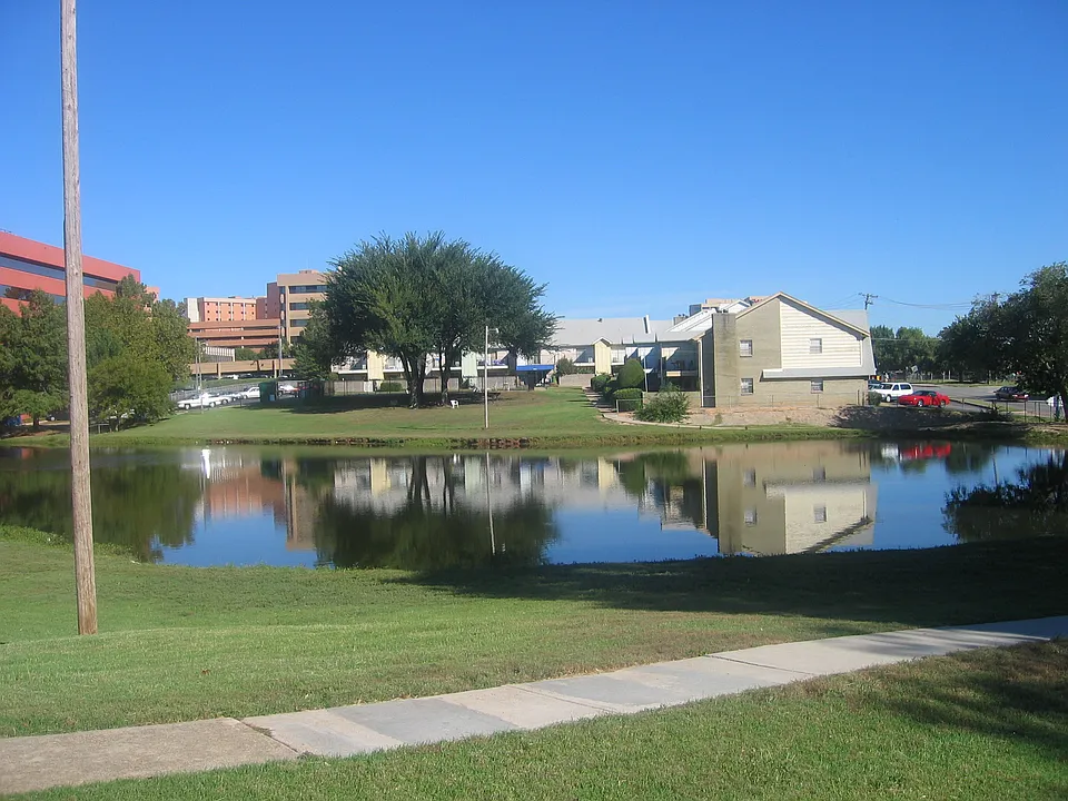 Lake Stella Apartments