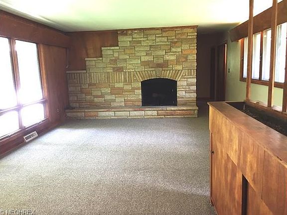 2nd image of 88 Paw Paw Lake Dr