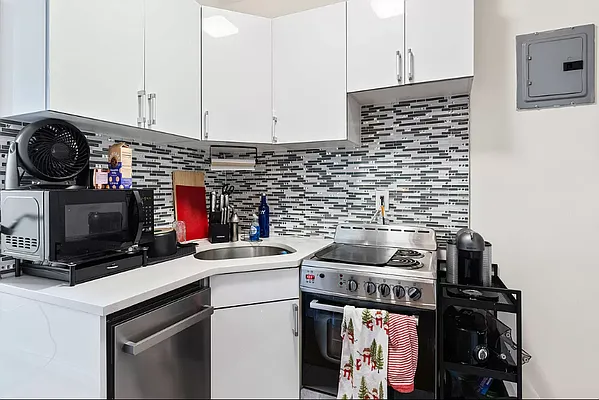 Rented by Dalan Rentals | media 10