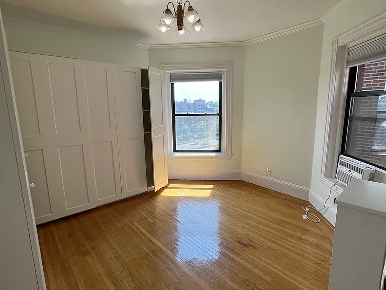 382 Commonwealth Ave #52 — Photo 8