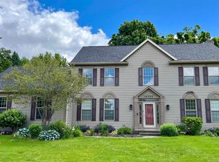 15722 Lake Forest Ct, Granger, IN