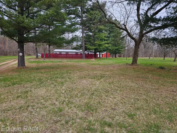5875 E Exchange Rd, Bancroft, MI 48414