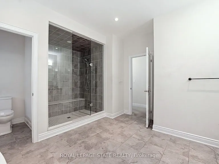 1192 Stag Holw #UPPER — Photo 36