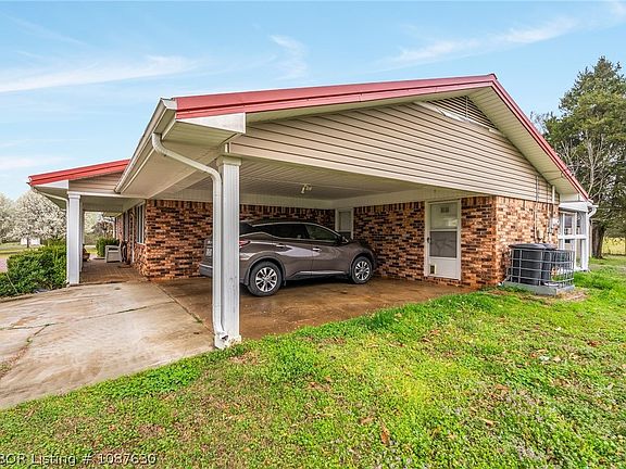 5th image of 1122 Wire Rd