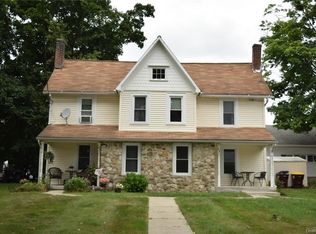 85 Center St, Pine Bush, NY 12566