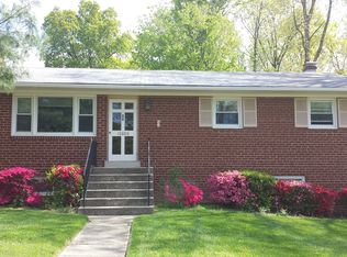 10808 Carol St, Fairfax, VA 22030