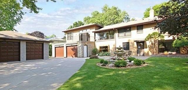 1st image of 3223 Croft Dr