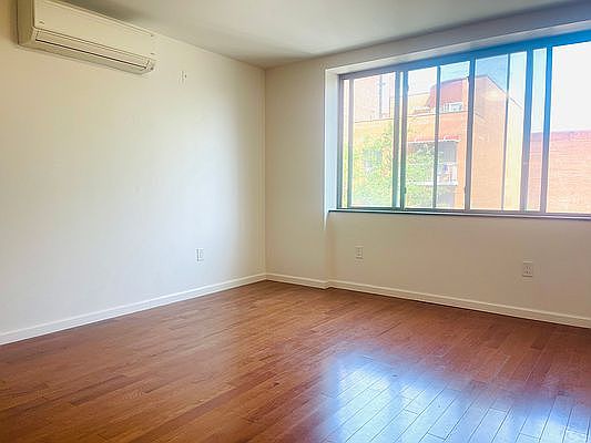 3rd image of 136-44 41st Ave #3D