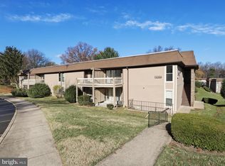 8507 Barrington Ct, Springfield, VA 22152