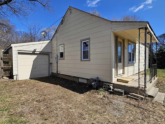 4th image of 4123 Kennett Ave