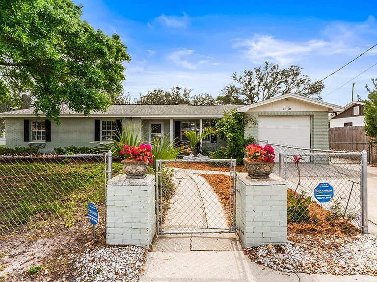 3640 Anderson Ave — Photo 41